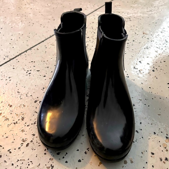 Brand new Women’s Hunter Refined Chelsea Gloss Sz 10 - Picture 1 of 3